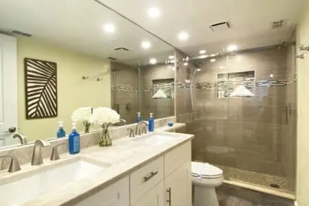 27444956b179462d82e6f5a459a269a4 LargeOriginal.jpg