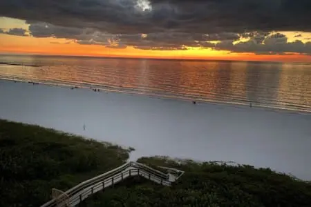 af992c19d1314efeb5da9576f3ef72c2 LargeOriginal.jpg