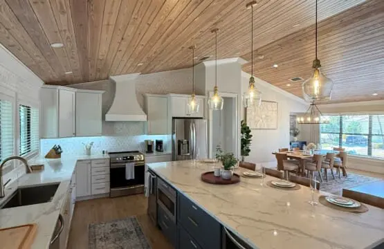 d2358b20570e444da994b32dfed7811a LargeOriginal.jpg